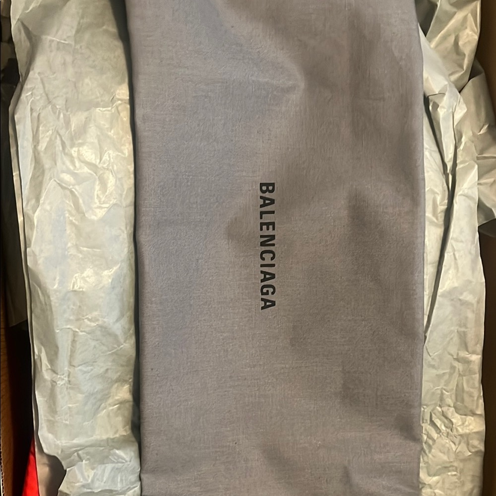 NWT Balenciaga Rouge Speed L Knit Trainer - Picture 6 of 8